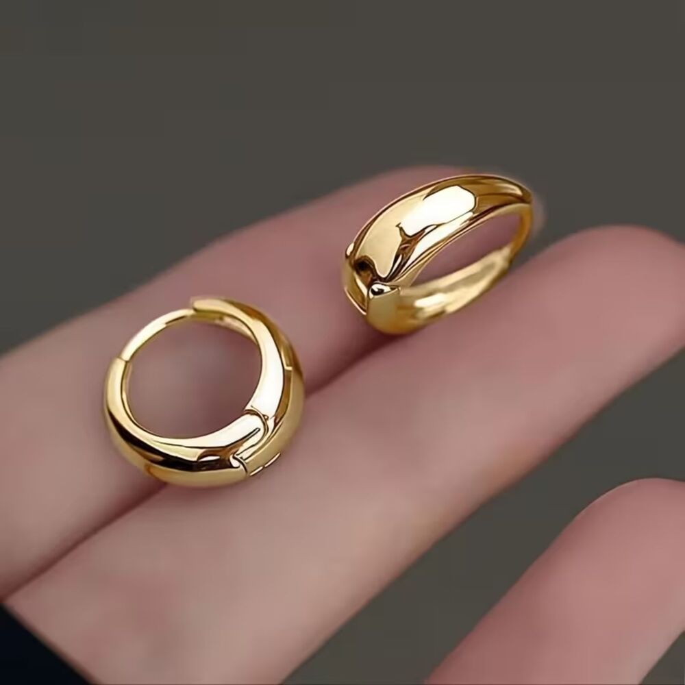 Elegant Gold Hoop Earrings 0.5" Small Glossy Huggie Secure Hinge Classic Lightwt